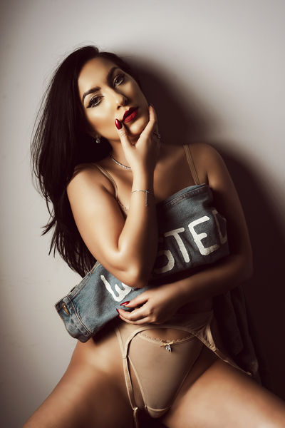 Foreigner Escorts Service Aerocity Delhi